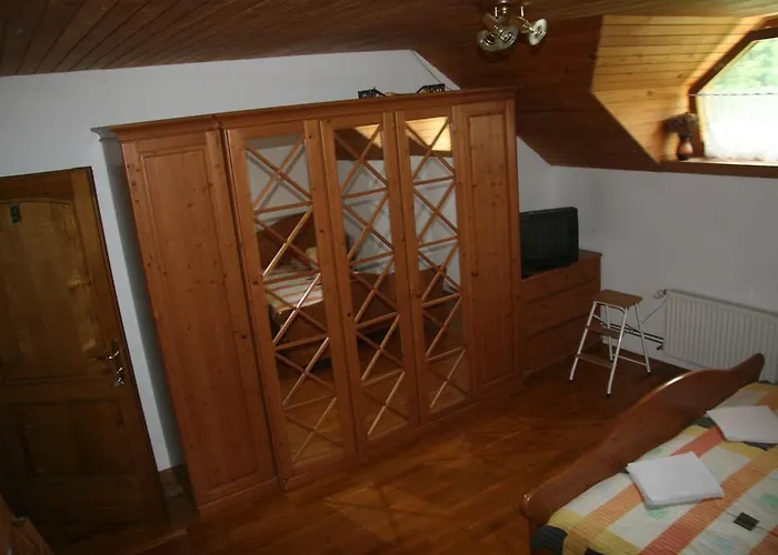 Kveder 3* Škofja Loka